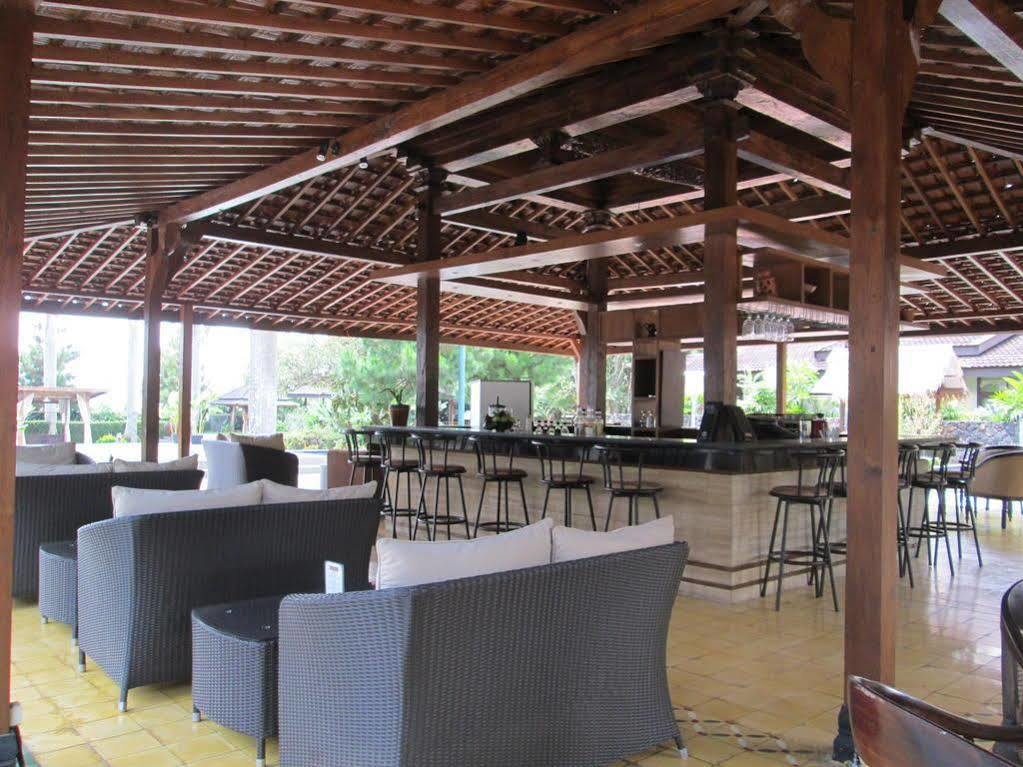 Puteri Gunung Hotel Lembang Exterior foto